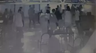 Eğlence mekanında darbedilen piyanist yaralandı