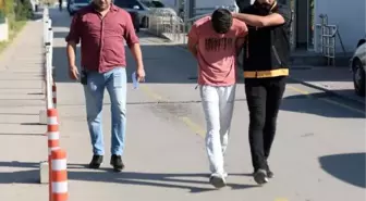 Parkta tartışan kuzenler, kendilerini uyaran genci bıçakladı