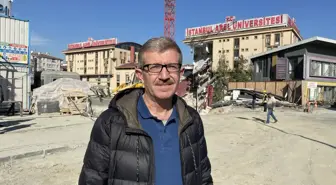 KÜÇÜKÇEKMECE'DE DUVARINDA ÇATLAKLAR OLUŞAN ÜNİVERSİTE BİNASI BOŞALTILDI