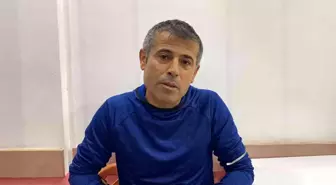 Elazığ yerel haberi... Maden faciasından etkilenen esnaf çiğköfteden madenci silüeti yaptı