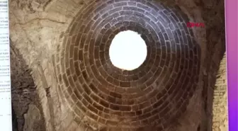 'NOEL BABA'NIN MEZARI DÜNYA GÜNDEMİNDE