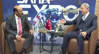 Bakan Akar, Pakistanlı mevkidaşı ve Kuveyt Savunma Bakan Yardımcısı ile görüştü