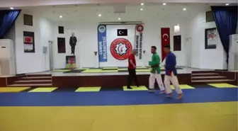 Çubuklu sporcular Dünya Kuraş Şampiyonası'nda 2 altın madalya kazandı