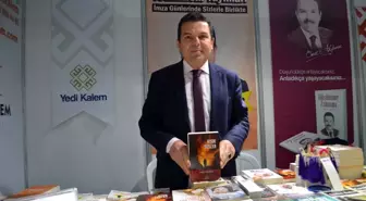 'Kısık Sesler' romanını yazdı, 2 yıl sonra sesi kısıldı