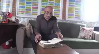 Ünlülerin imzalı fotoğraflarını 45 yıldır saklıyor