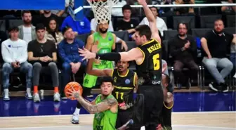 Falco Vulcano Szombathely: 90-63