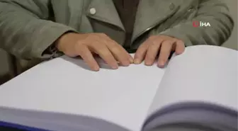 Görme engelli vatandaşlar 'Braille' alfabesiyle Kur'an-ı Kerim öğreniyor