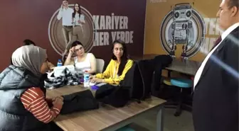 Kaymakam Ünal'dan gençlik merkezine ziyaret