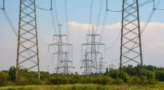 2023 Yılı Elektrikte Son Kaynak Tedarik Tarifesi Tüketim Miktarları Belirlendi