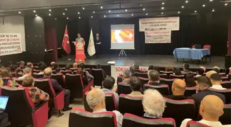 İzmir'de 'Sokak Emekçileri ve Güvencesiz Çalıştayı' düzenlendi