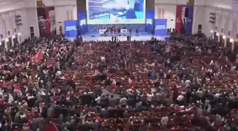 Saadet Partisi'nin 8. Olağan Kongresi Yapılıyor... Karamollaoğlu: 'Bu Devir Kapanmıştır Artık. 85 Milyonun Kazanacağı Bir Dönemi Başlatıyoruz'