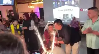 Down sendromlu kızının gelin olduğunu göremeden ölen kayınvalidesinin en büyük isteğini yerine getirdi
