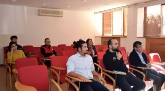 İİBF'de 'Haiku'yla İktisat' semineri gerçekleştirildi