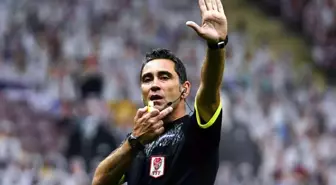 Sivasspor Antalyaspor maçının VAR'ı Koray Gençerler