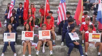 SPOR Teniste Dünya Gençler Şampiyonası'nın basın toplantısı Aspendos Antik Tiyatrosu'nda yapıldı