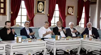 Başkan Çerçi taziyeleri kabul ediyor