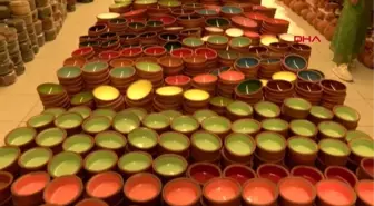 DÜNYANIN İLK YERALTI MÜZESİNDEKİ TARİHİ SERAMİKLER DİKKAT ÇEKİYOR