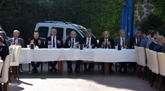 Vali Karadeniz, taziyeleri kabul etti