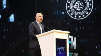 Bakan Karaismailoğlu: Togg'un en iyi yol arkadaşı Türksat olacak