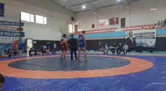 Ceyhanlı güreşçilerin madalya sayısı 76 oldu