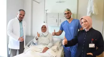İÇ ORGANLARI TERS HASTAYA 'NADİR' RASTLANAN SAFRA OPERASYONU