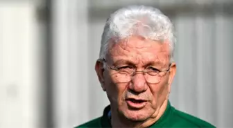 Bursaspor'un yeni teknik direktörü İsmail Ertekin'den birlik beraberlik çağrısı