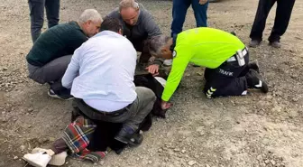 Trafik polisin ilk yardımı nefes alamayan çocuğu ölümden kurtardı