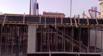 Çorum'da Bedesten İnşaatı Çöktü: 2 İşçi Yaralandı