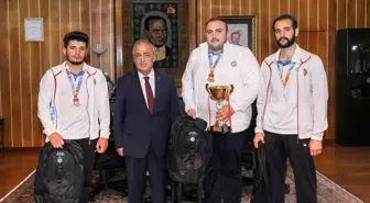Gelenek bozulmadı; Atatürk Üniversitesi madalya sıralamasında yine zirvede yer aldı