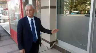 İzmir Taksiciler Odası Başkanı ile tartıştı, tabancayla binaya ateş açtı