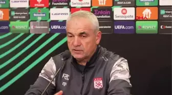 SPOR Sivasspor Teknik Direktörü Rıza Çalımbay ve futbolcu Robin Yalçın'ın Slavia Prag maçı öncesi açıklamaları