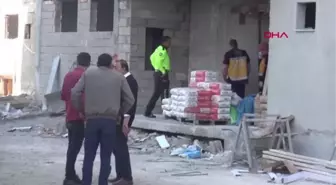 ASANSÖR BOŞLUĞUNA DÜŞEN FAYANS USTASI ÖLDÜ