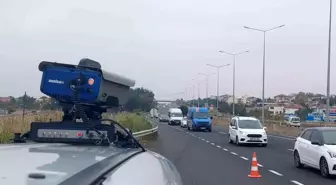 Bu araca dikkat: Hız radarı değil emisyon radarı