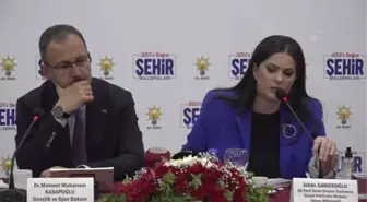 KIRKLARELİ - AK Parti Genel Başkan Yardımcısı Jülide Sarıeroğlu Kırklareli'nde konuştu