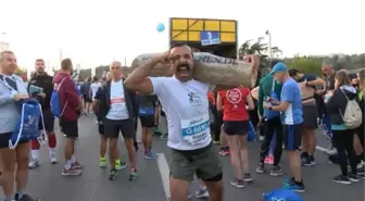 44. İstanbul Maratonu renkli görüntülere sahne oldu