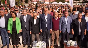 Adana'da Karayusuflu Mahalle Merkezi ve Merkez Park'ın Temeli Atıldı