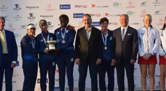 Bakan Kasapoğlu, tenis turnuvaları ödül törenine katıldı