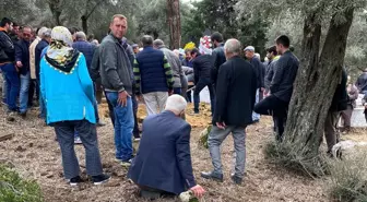 Bazanın altında kalarak hayatını kaybeden Irmak toprağa verildi