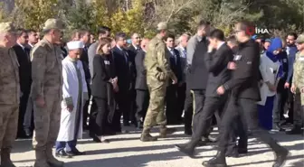 Pençe-Kaplan şehitleri son yolculuğuna uğurlandı