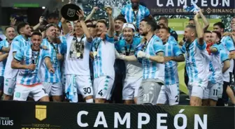 Racing Club maçında 11 kırmızı kart çıktı