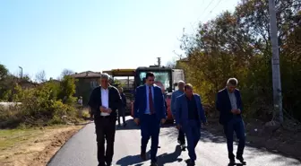 Söğütte köylere asfalt atılıyor