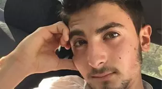 Kamyonetle hafif ticari araç çarpıştı; Berk öldü, 3 kişi yaralı