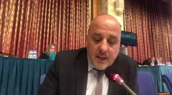 Ahmet Şık'tan Bakan Kurum'a: 'Bir Tarafta 'Deprem Var' Diye Yoksul Vatandaşı Evinden Atıp Öte Yandan Kaçak Binlerce Binaya Ölüm Affı Çıkarmak Size...