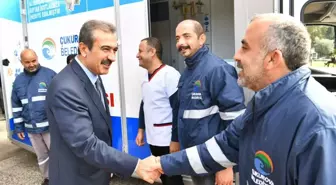 Çukurova Belediyesi Hayvan Ambulansını Hizmete Soktu