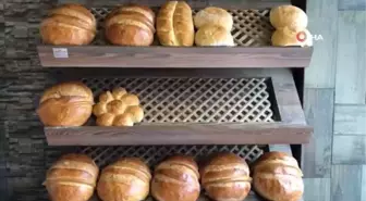 'Ekmek aptal toplumların gıdasıdır' diyen Kolivar'a memleketinden tepki