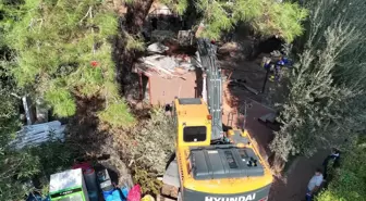 Fethiye Turunç Pınarı'ndaki Kaçak Yapılar Yıkıldı