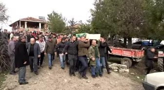 Motosiklet kazasında hayatını kaybeden liselilere gözyaşı
