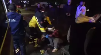 Otomobil polis aracına çarptı: 2'si polis 4 yaralı
