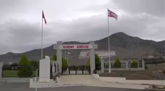 Rumların, anısına müze yapacağı EOKA'nın kurucusu Grivas arkasında toplu mezarlar bıraktı