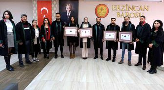 Stajyer avukatlar ruhsatnamelerini aldılar